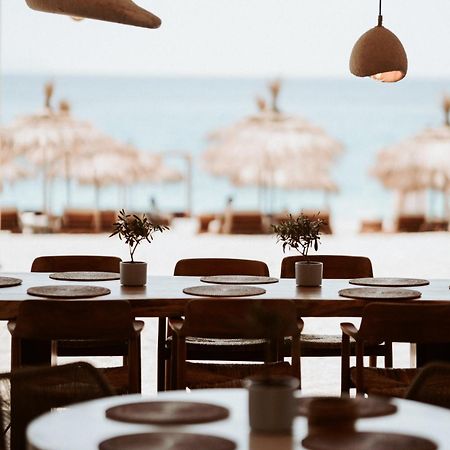 Palladium Beach Hotel- Private Beach Included Дхерми Экстерьер фото